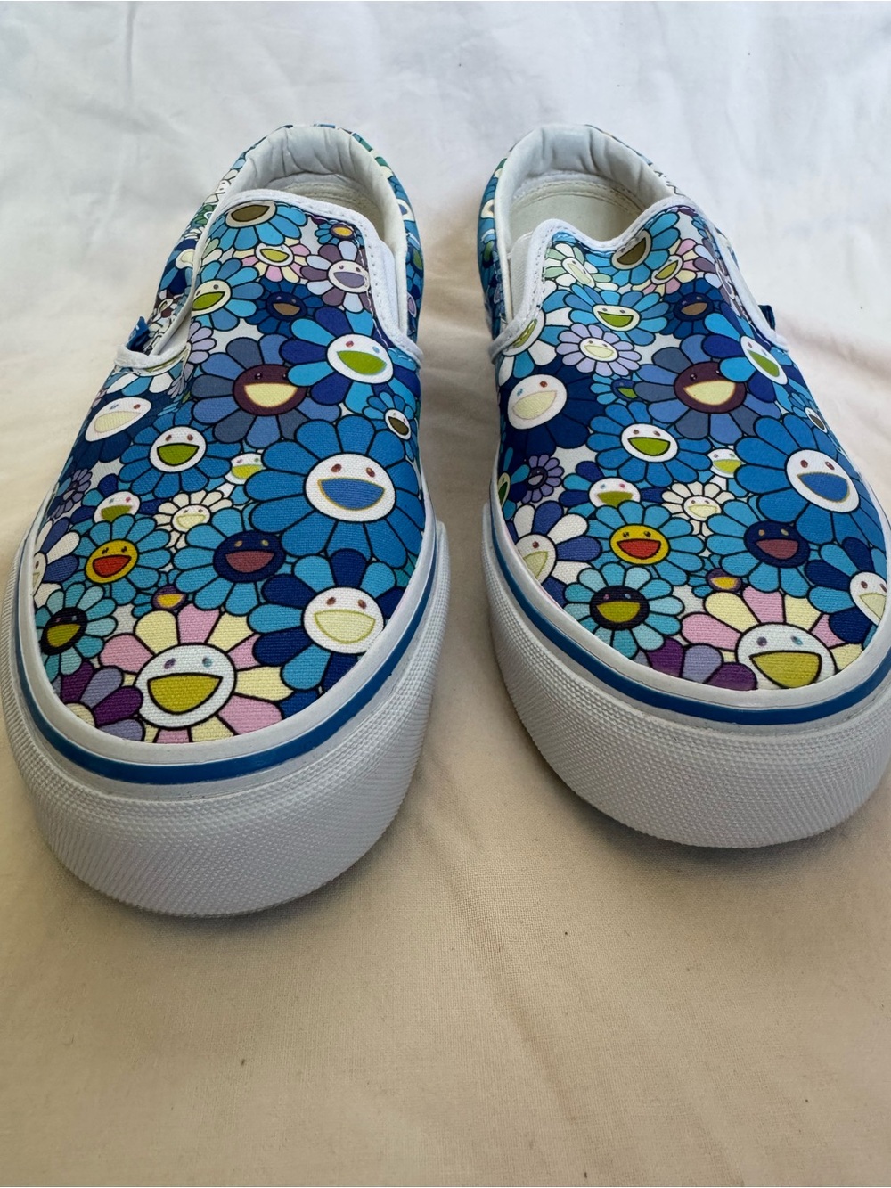 Vans Vault x Takashi Murakami Classic Slip-On LX "Blue Flower" - Picture 3 of 15